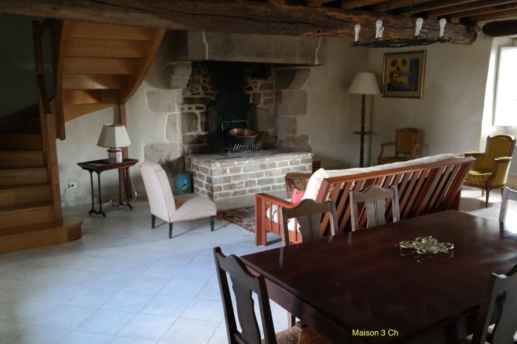 Sarl Verrerie Royale Val-Couesnon Habitación foto